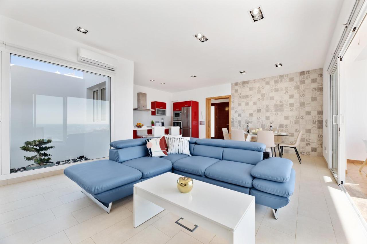 Suite Isabela Tias Luaran gambar